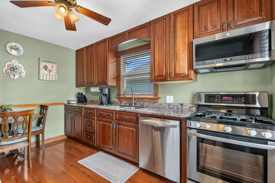 611 Table Street, Lockport, IL 60441 - #3