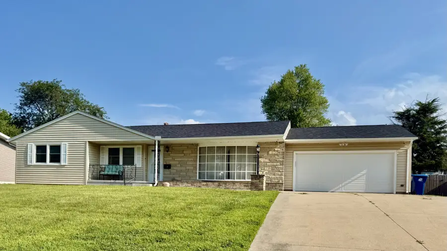 7 Edgewood Drive, Kewanee, IL 61443 - #2