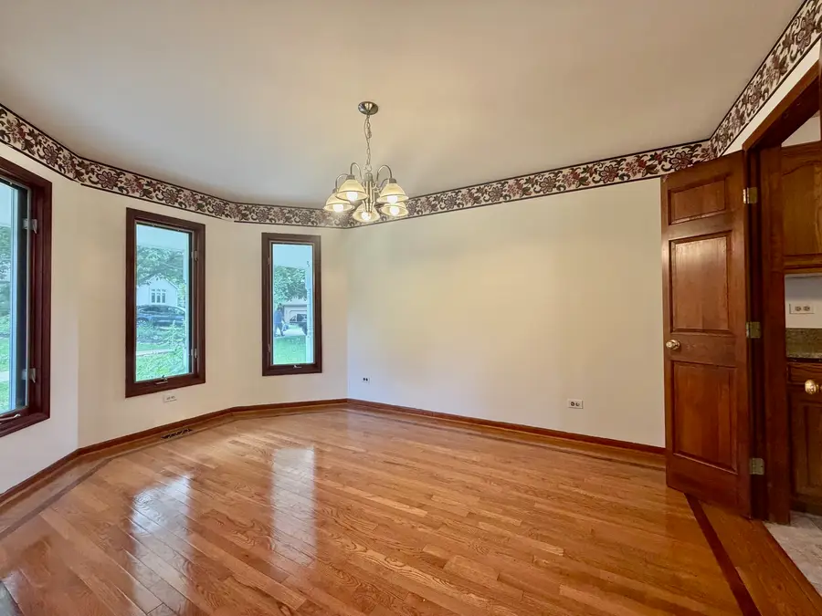 1 Genesee Court, Bolingbrook, IL 60440 - #3
