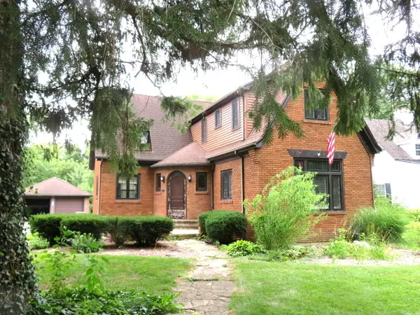 801 Fremont Avenue, Morris, IL 60450