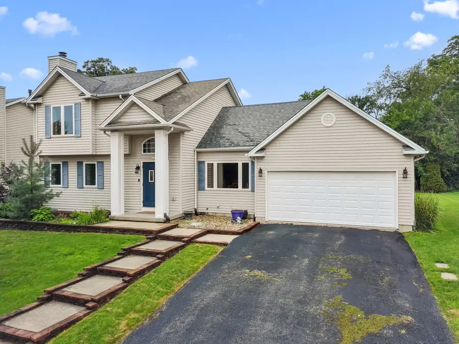 212 Galvin Parkway, Harvard, IL 60033 - #2