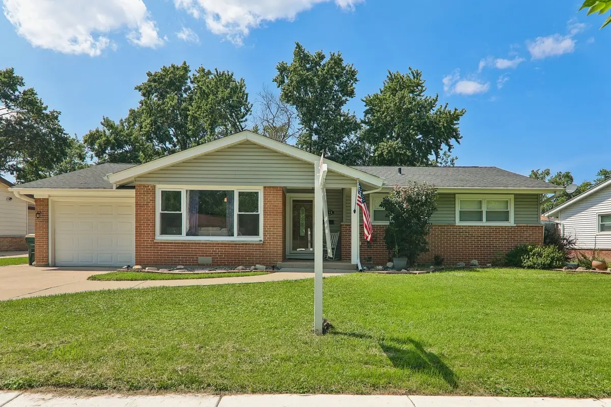 1212 Carswell Avenue, Elk Grove Village, IL 60007 - #1