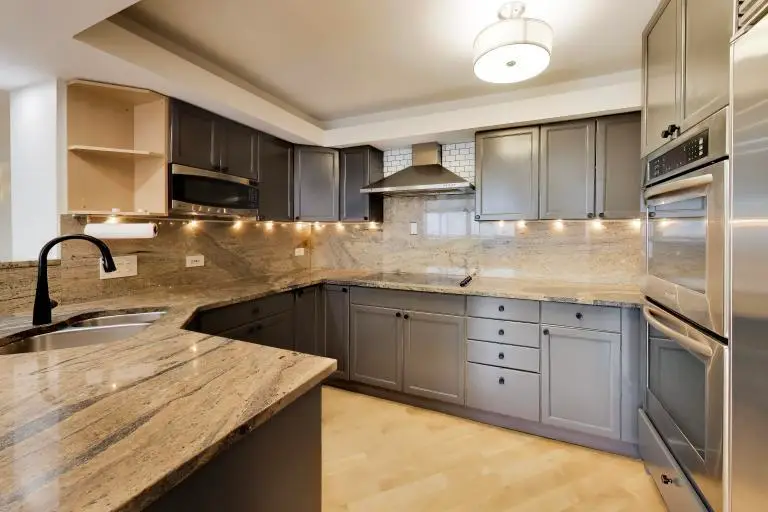201 E Chestnut Street #3A, Chicago, IL 60611 - #2