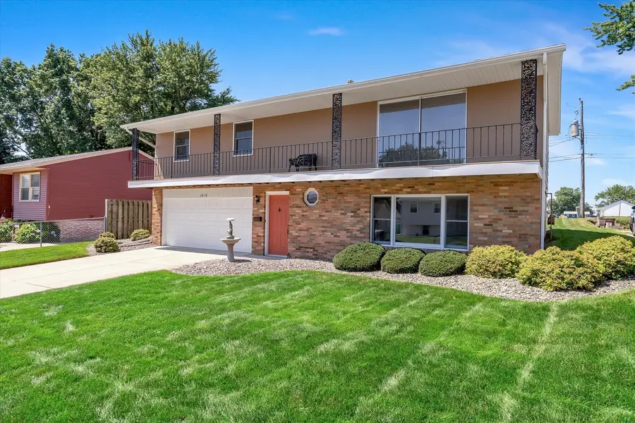 2618 N Elsie Avenue, Davenport, IA 52804 - #2