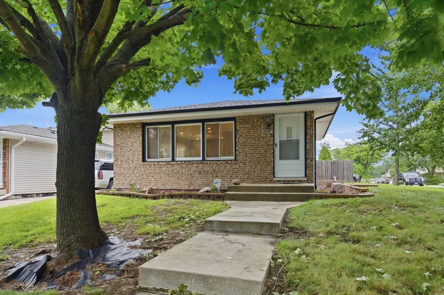 18107 Kostner Avenue, Country Club Hills, IL 60478 - #2