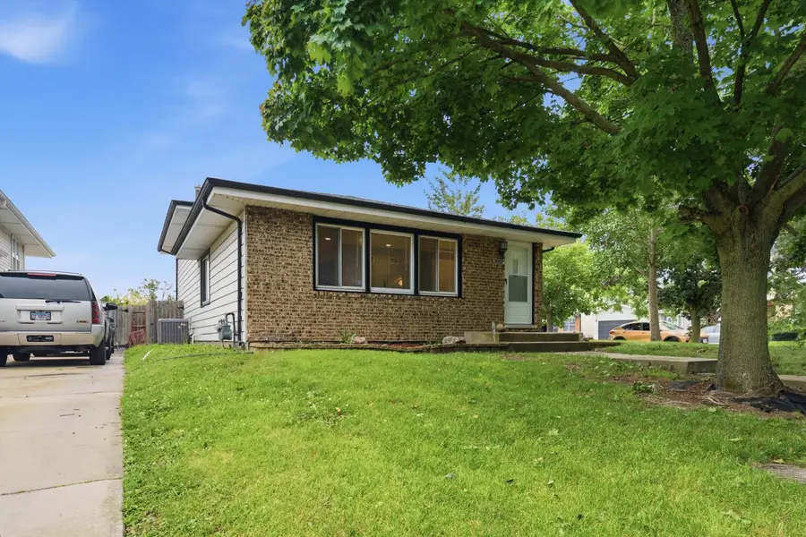 18107 Kostner Avenue, Country Club Hills, IL 60478 - #3
