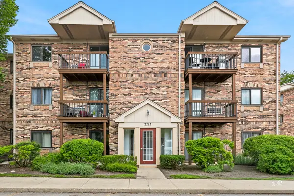 2215 Nichols Road #21F, Arlington Heights, IL 60004