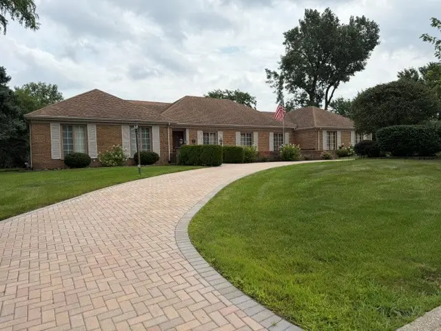 8283 Lake Ridge Drive, Burr Ridge, IL 60527 - #1