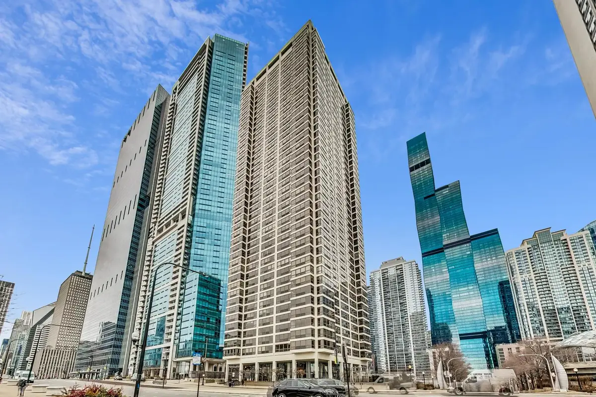 360 E Randolph Street #2502, Chicago, IL 60601 - #1