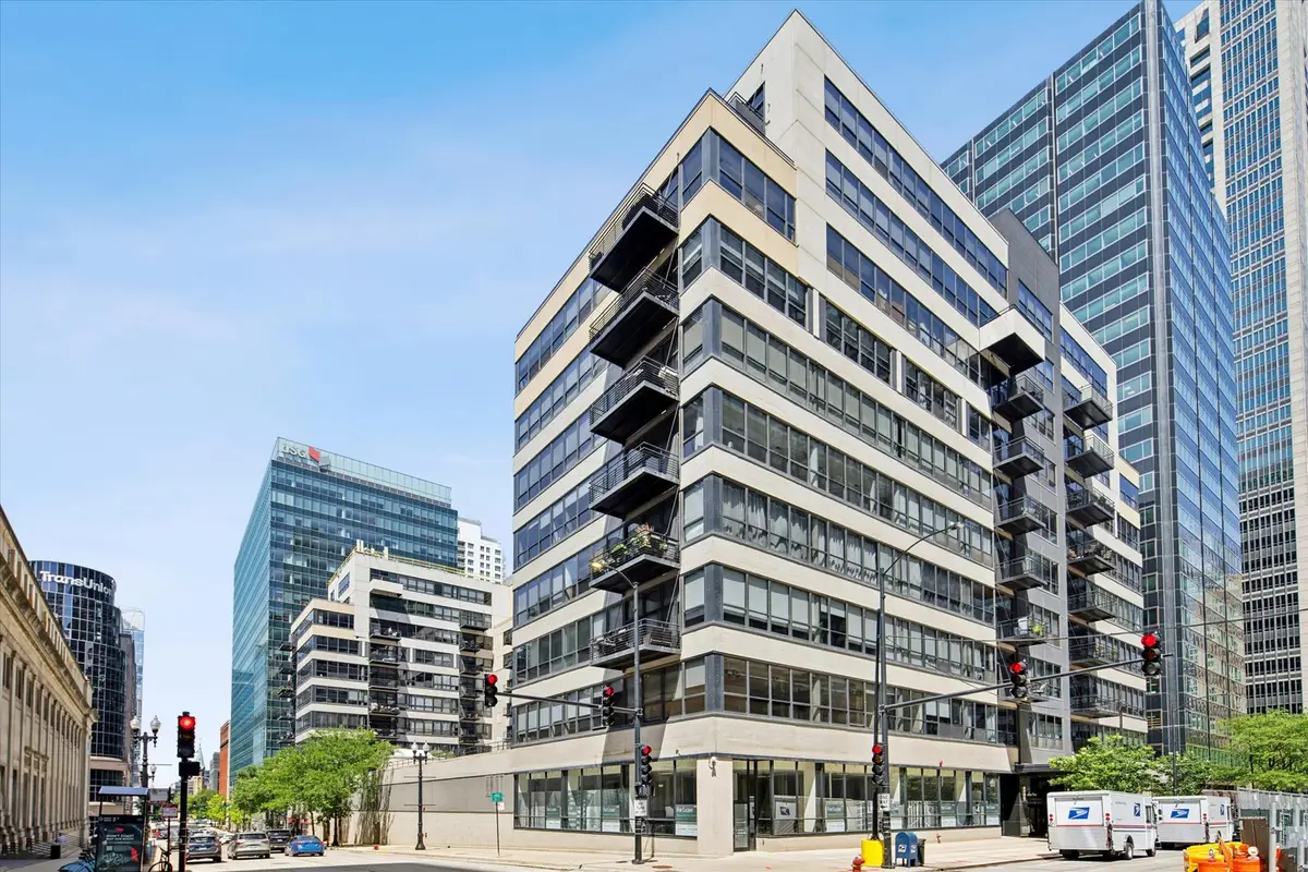 130 S Canal Street #619, Chicago, IL 60606 - #1