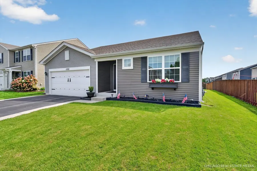 1002 Chestnut Drive, Pingree Grove, IL 60140 - #2