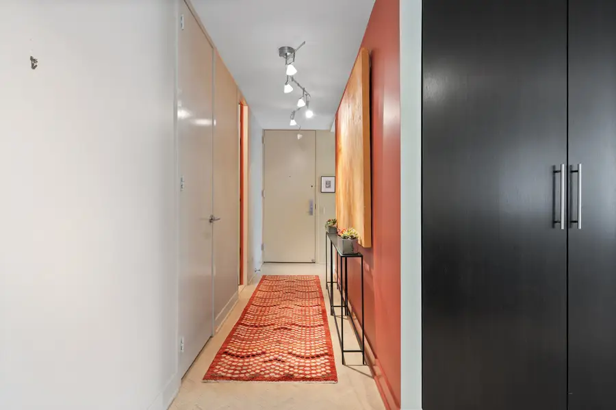 200 E Delaware Place #7D, Chicago, IL 60611 - #3