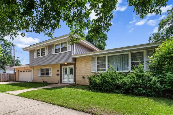 1525 Elm Street, Park Ridge, IL 60068
