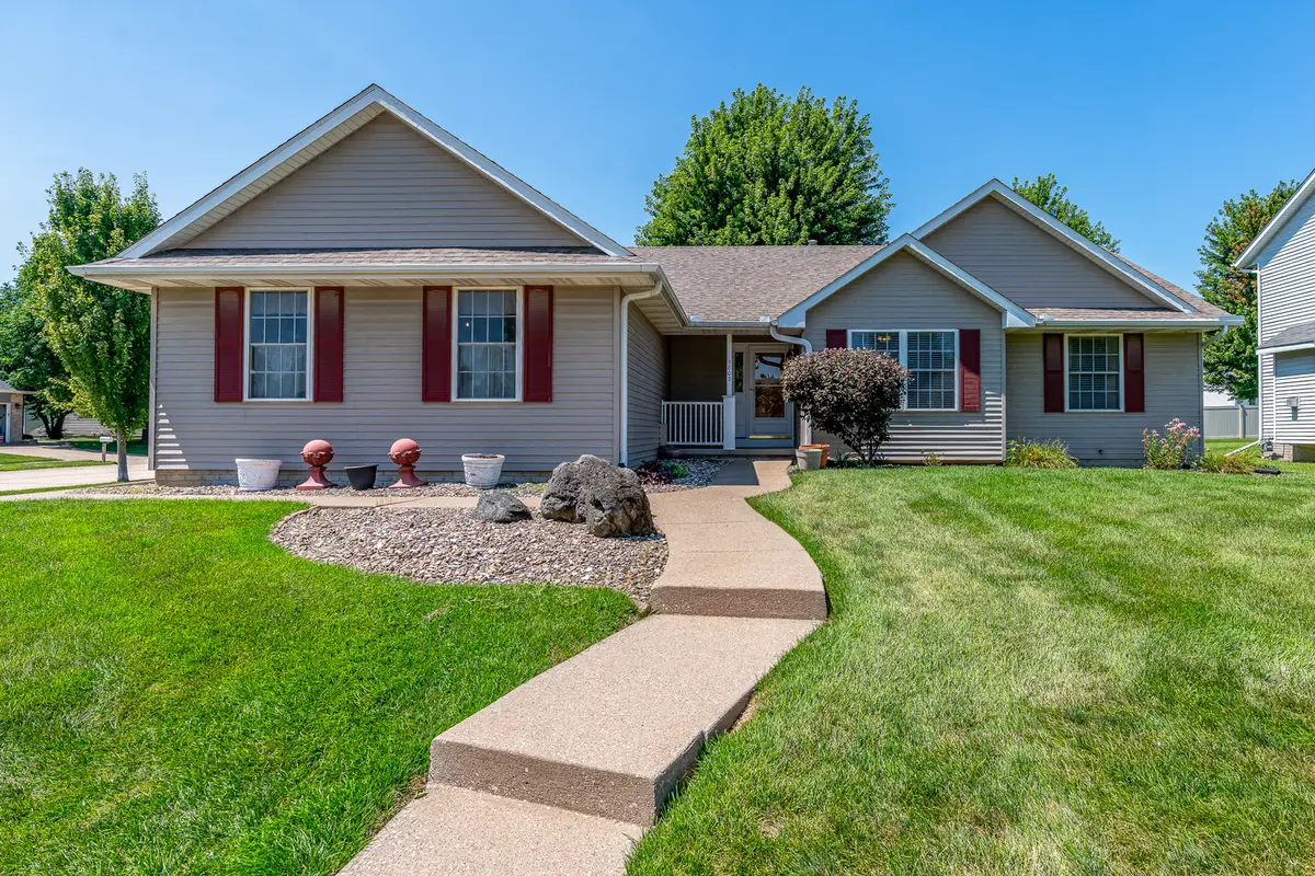 5802 Heather Avenue, Davenport, IA 52807 - #1