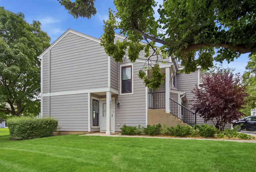951 Manchester Circle #951, Schaumburg, IL 60193 - #2