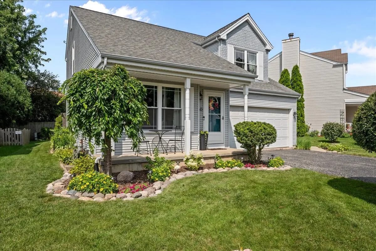 640 Green Meadow Lane, Geneva, IL 60134 - #1
