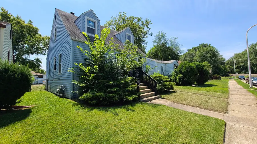 110 W 140th Court, Riverdale, IL 60827 - #3