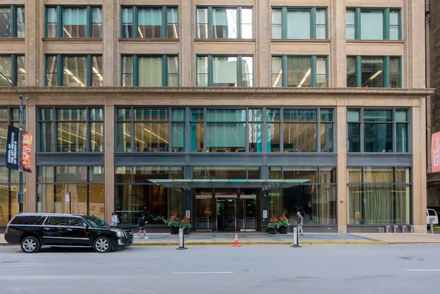60 E Monroe Street #3002, Chicago, IL 60603 - #1