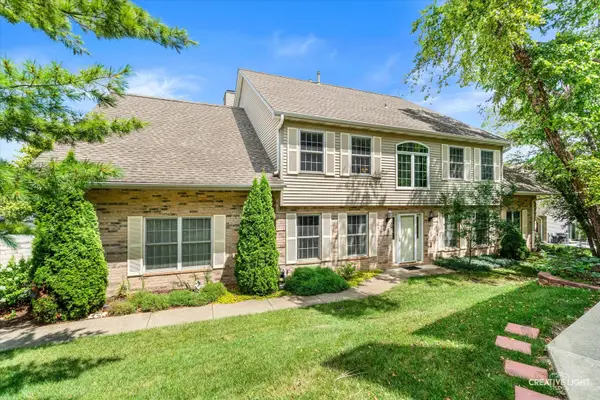 1404 Laurel Oaks Drive, Streamwood, IL 60107