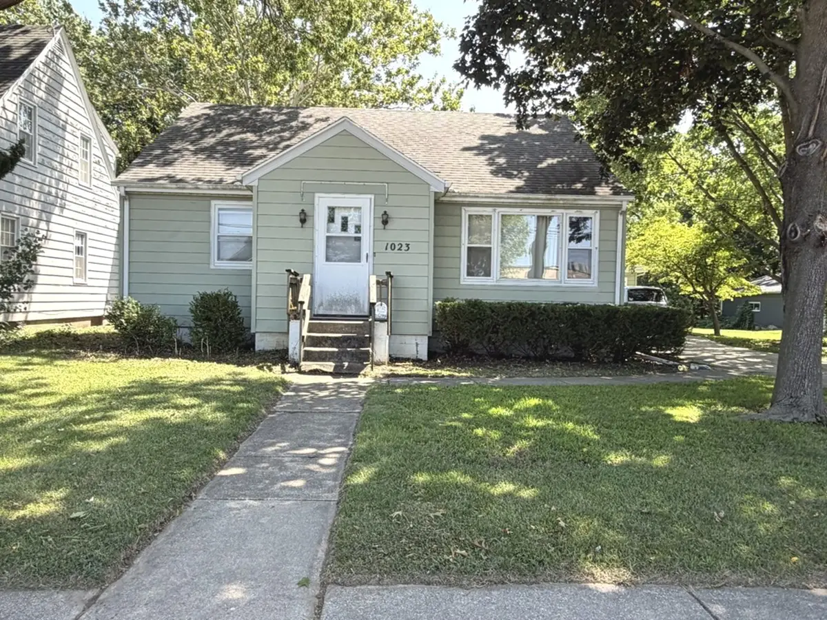 1023 Union Street, Morris, IL 60450 - #1