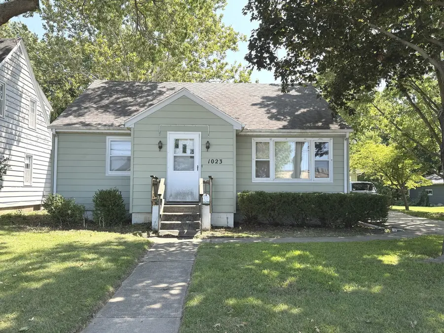 1023 Union Street, Morris, IL 60450 - #2