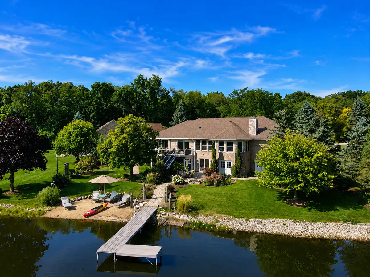 115 Cardinal Court, Island Lake, IL 60042 - #1