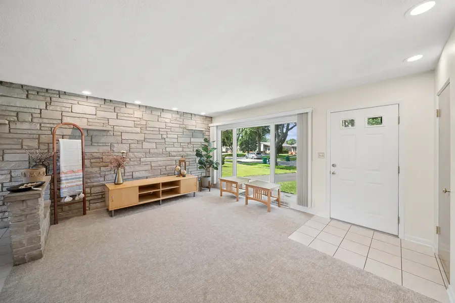 1017 S Norbury Avenue, Lombard, IL 60148 - #3
