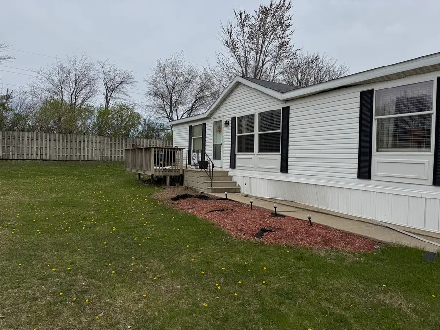 515 Michael Lane, Chenoa, IL 61726 - #2