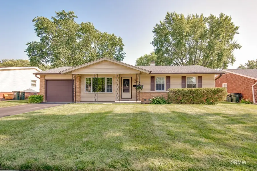 231 Clearmont Drive, Elk Grove Village, IL 60007 - #2