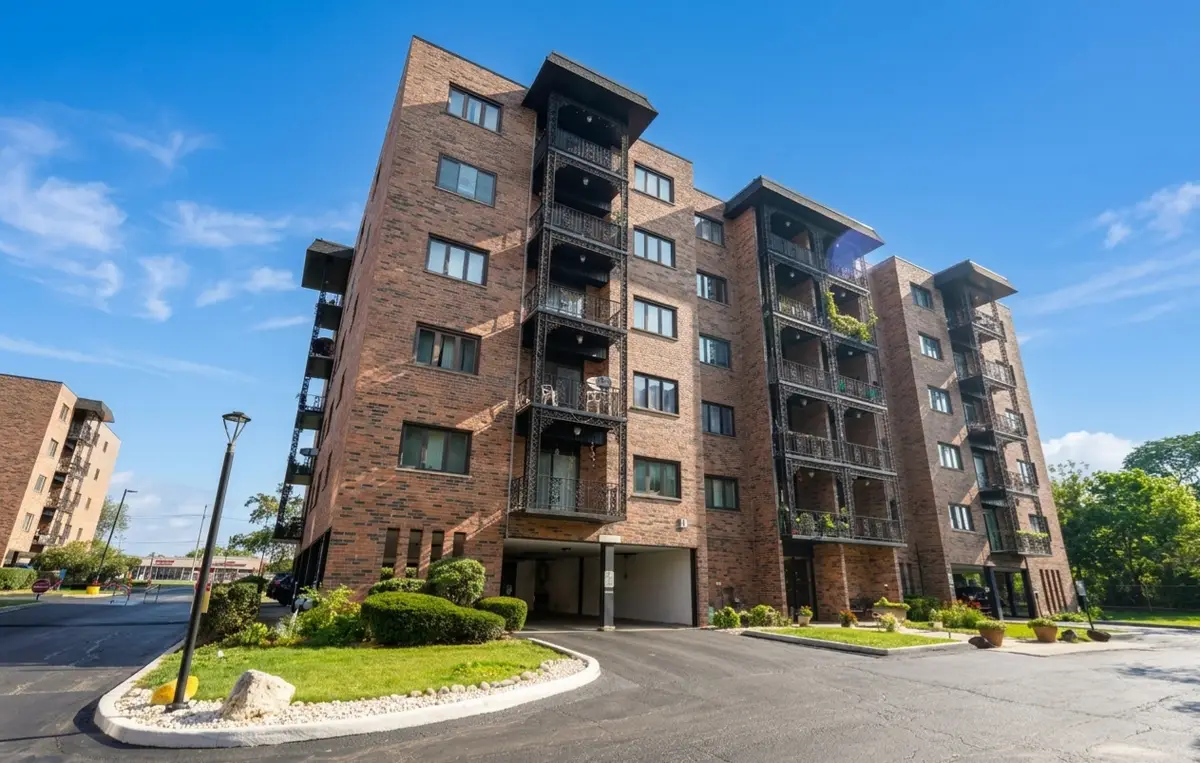 9332 Landings Lane #502, Des Plaines, IL 60016 - #1