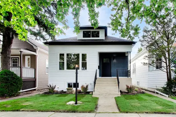 4911 W Argyle Street, Chicago, IL 60630