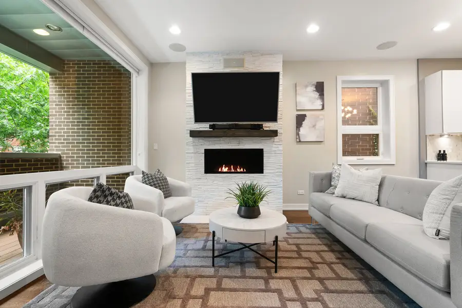 1536 W Walton Street #1, Chicago, IL 60642 - #2