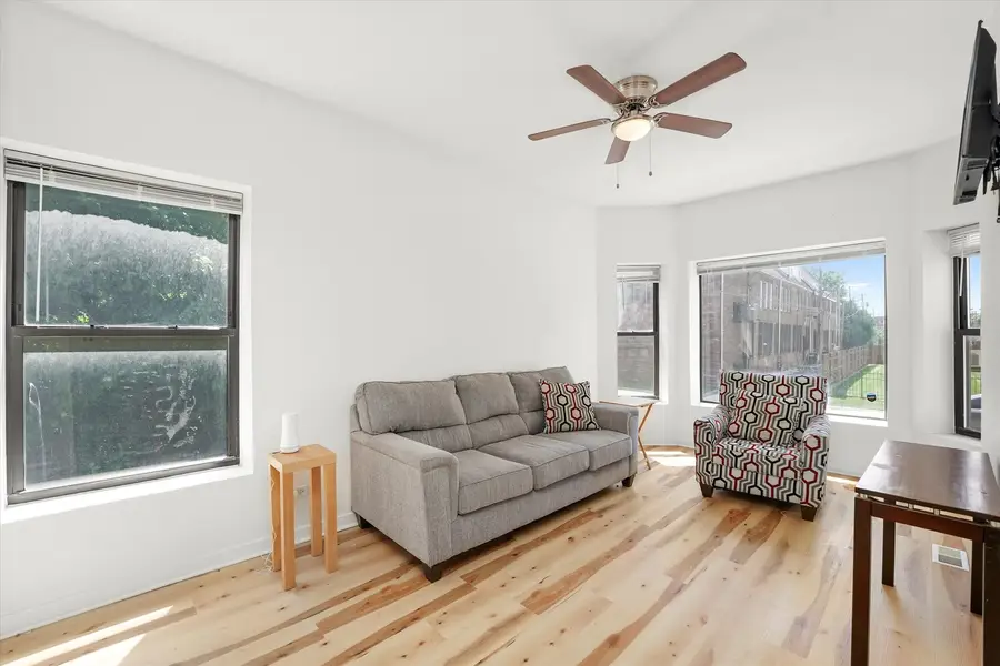 348 E 41st Street, Chicago, IL 60653 - #2