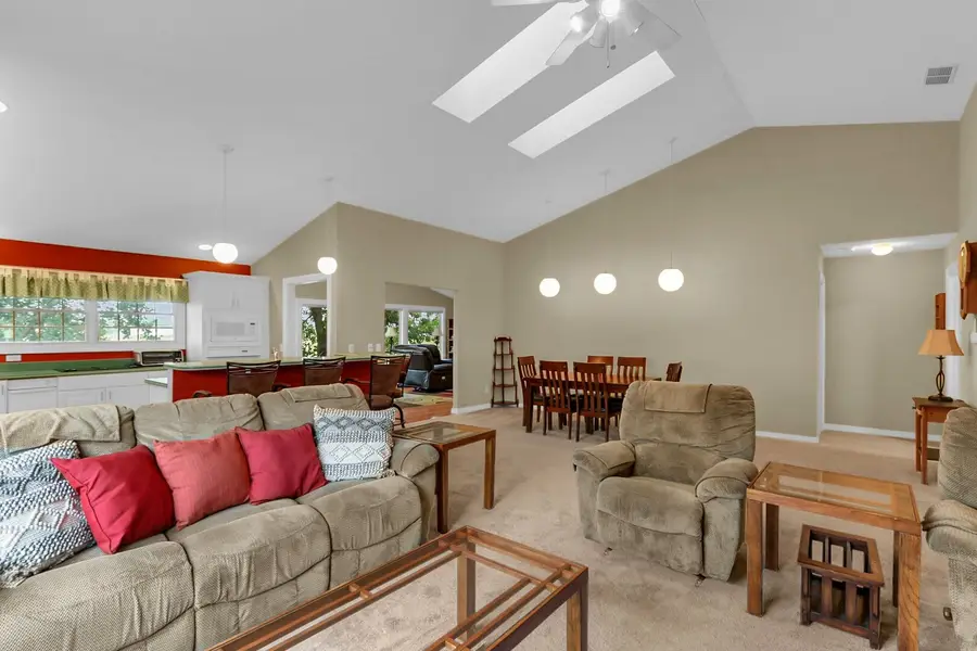 1614 Windward Point #1, Champaign, IL 61821 - #3
