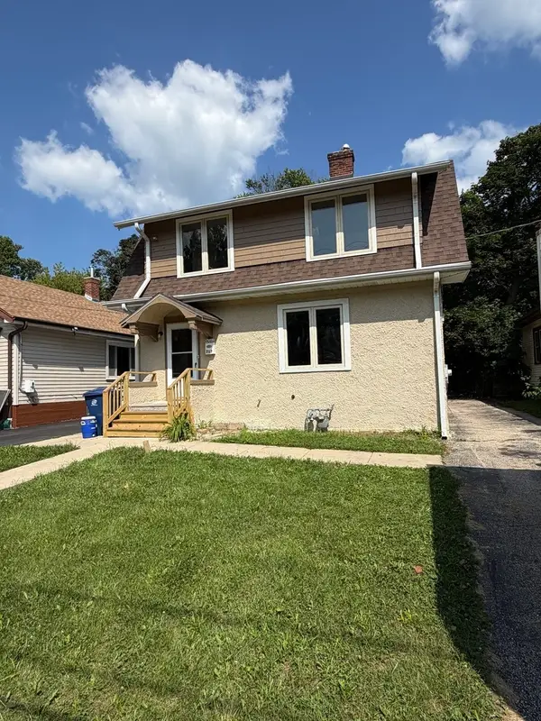 717 New York Street, Waukegan, IL 60085