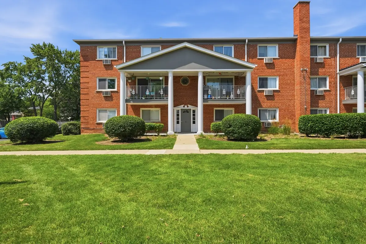 6 E Lillian Avenue #2B, Arlington Heights, IL 60004 - #1