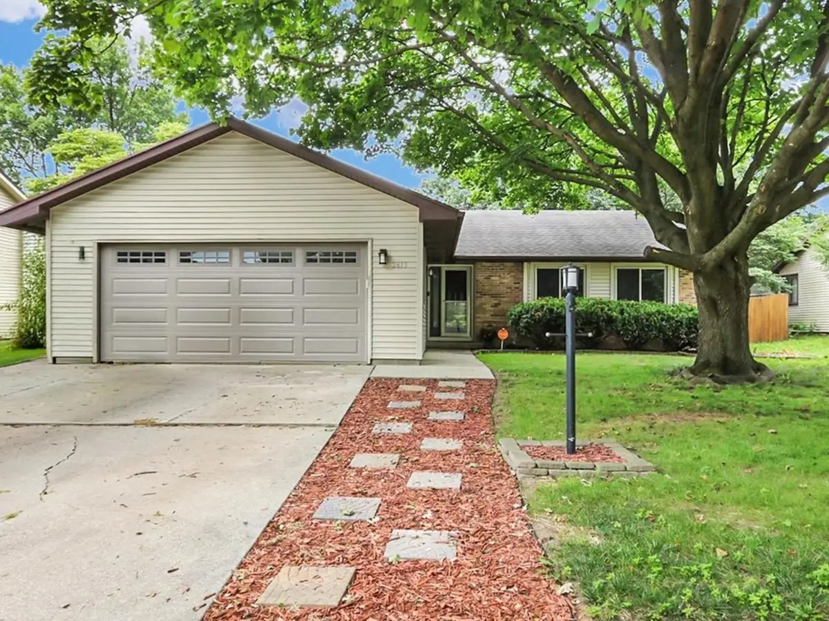 2615 Clayton Boulevard, Champaign, IL 61822 - #1