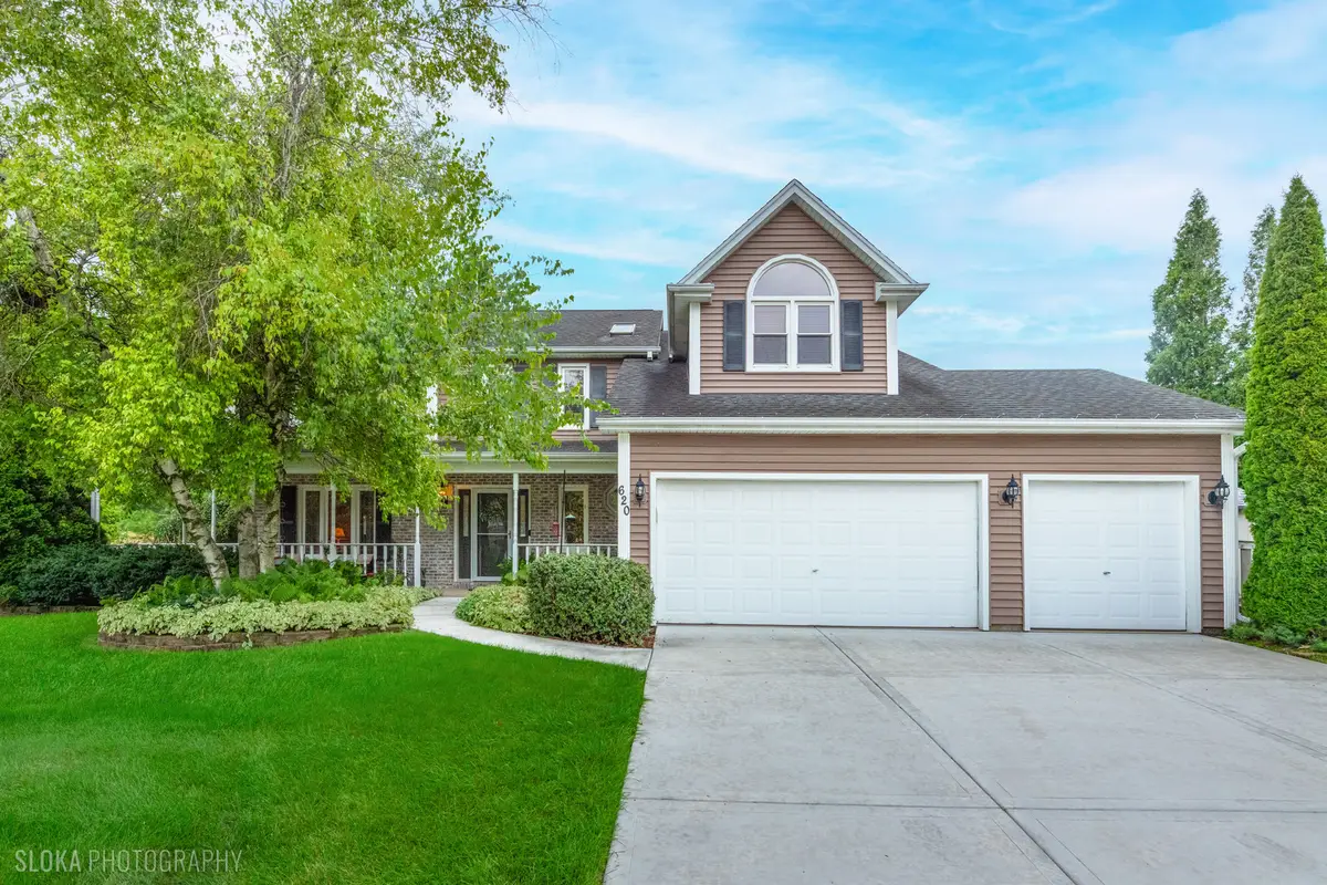 620 Canyon Lane, Elgin, IL 60123 - #1