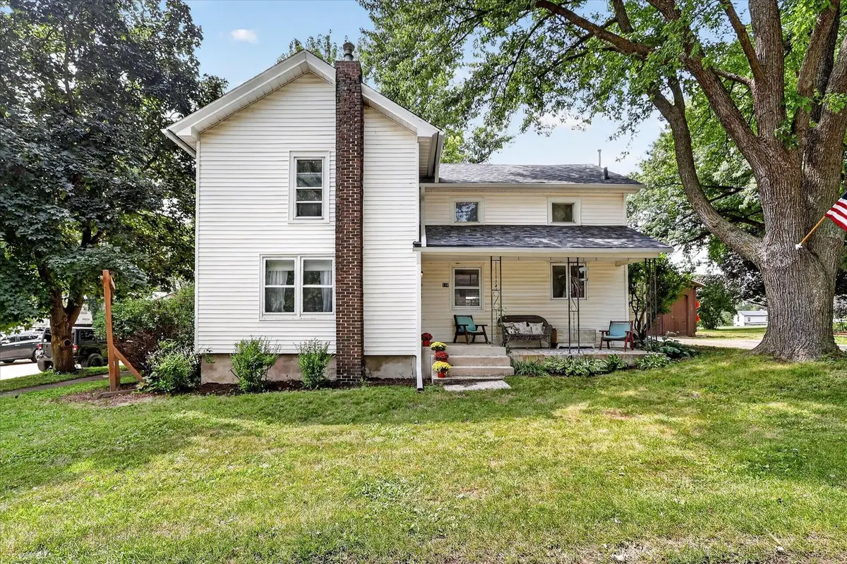 110 N Harrison Street, Cedarville, IL 61013 - #1