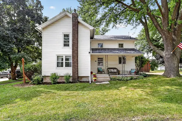 110 N Harrison Street, Cedarville, IL 61013