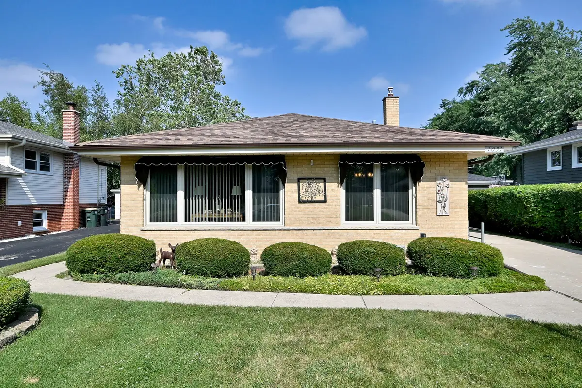 1031 S Belmont Avenue, Arlington Heights, IL 60005 - #1