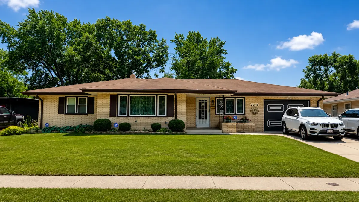 2216 Jonathan Avenue, Rockford, IL 61103 - #1