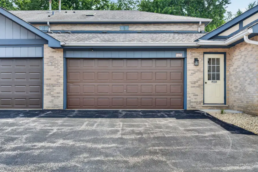 2752 Harbor Drive, Joliet, IL 60431 - #2