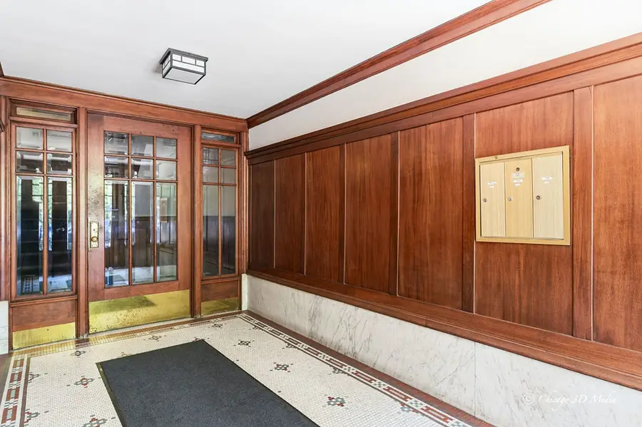 1334 W Birchwood Avenue #2, Chicago, IL 60626 - #3