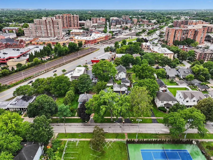 24 N Belmont Avenue, Arlington Heights, IL 60004 - #3