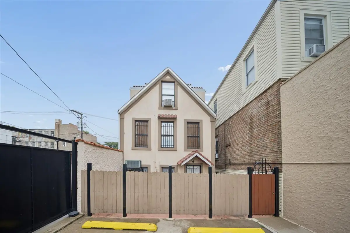 2519 S Kedzie Avenue, Chicago, IL 60623 - #1
