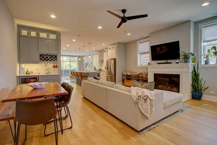 2438 N Western Avenue #1, Chicago, IL 60647 - #2