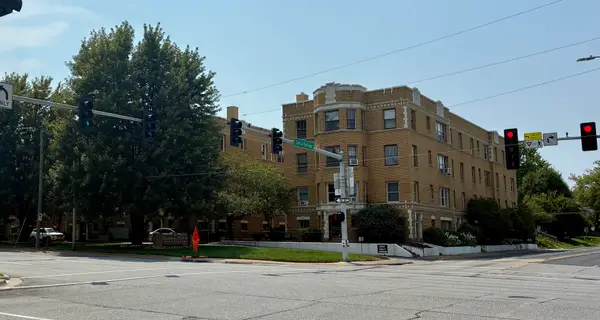 2506 N Harrison Street #E1, Davenport, IA 52803
