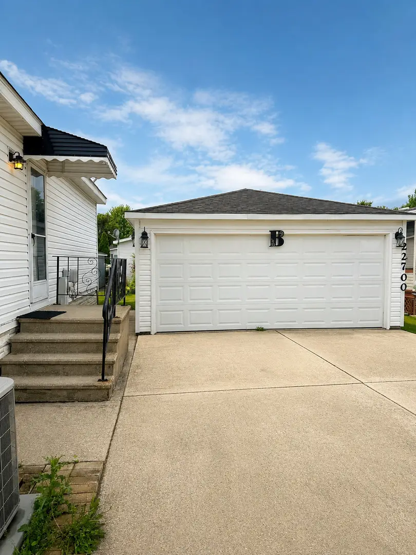 22700 S Foxfire Drive, Frankfort, IL 60423 - #3