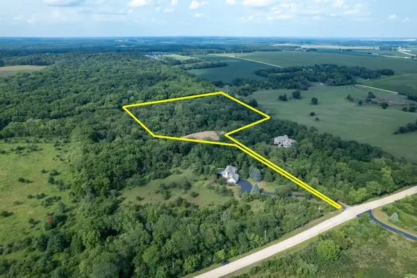6460 E Skinner Road, Stillman Valley, IL 61084